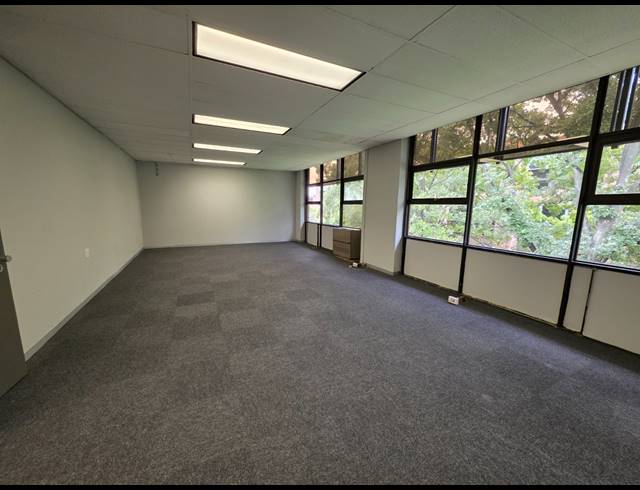 529M² OFFICE TO LET IN ORMONDE